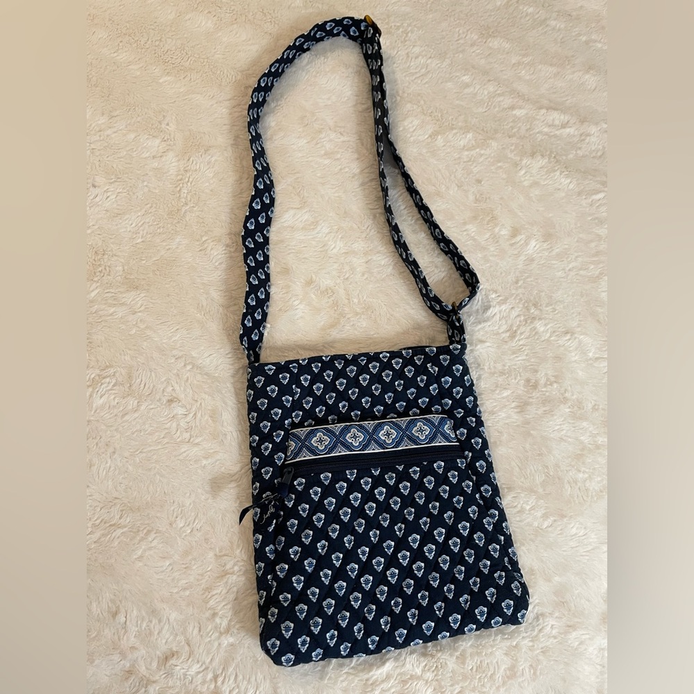 Vera Bradley crossbody bag